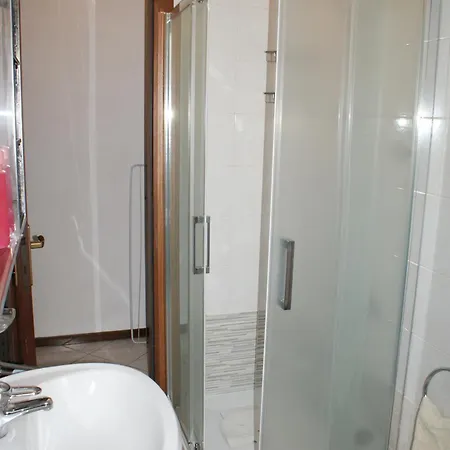 Apartment Casa Mariuccia Como